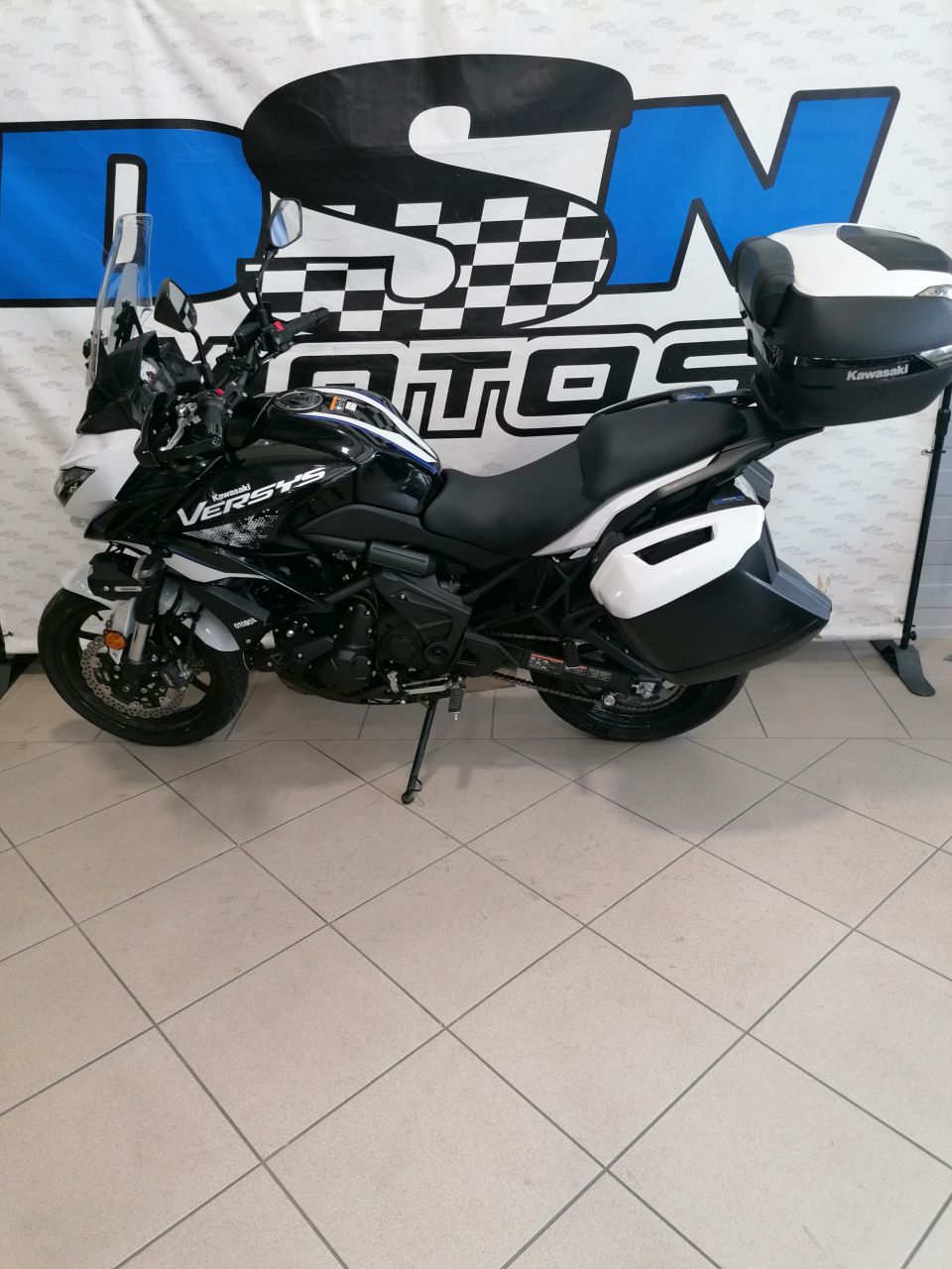 KAWASAKI VERSYS 650 4