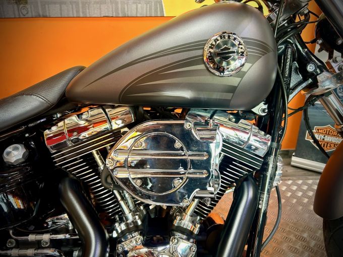 HARLEY-DAVIDSON SOFTAIL BREAKOUT 1690 4