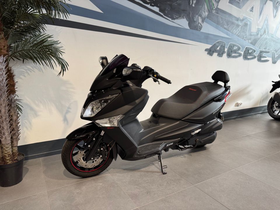 SYM GTS 125 SPORT 4