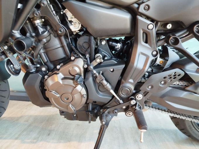 YAMAHA TRACER 7 4