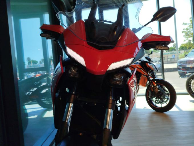 YAMAHA TRACER 7 4
