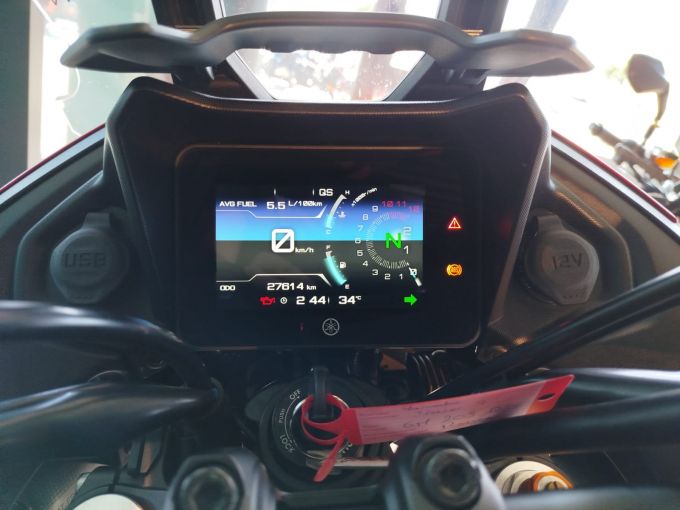 YAMAHA TRACER 7 4