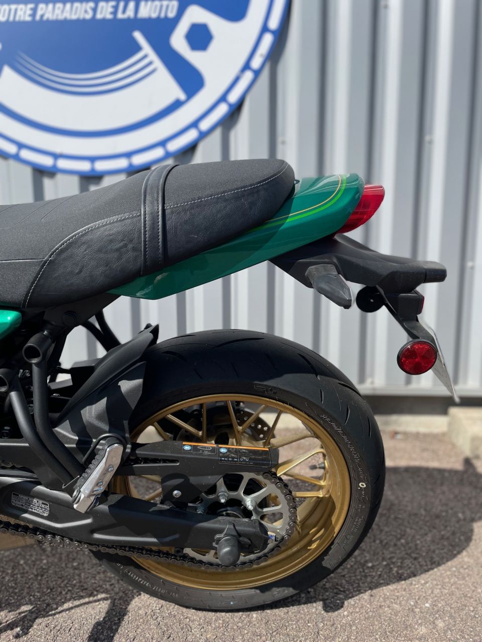 KAWASAKI Z 650 RS 4
