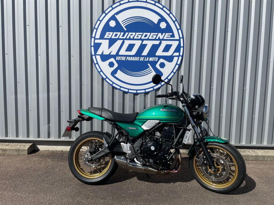 KAWASAKI Z 650 RS 4