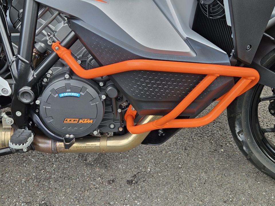 KTM 1290 SUPER ADVENTURE S 4