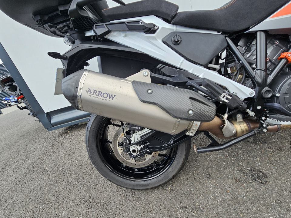 KTM 1290 SUPER ADVENTURE S 4
