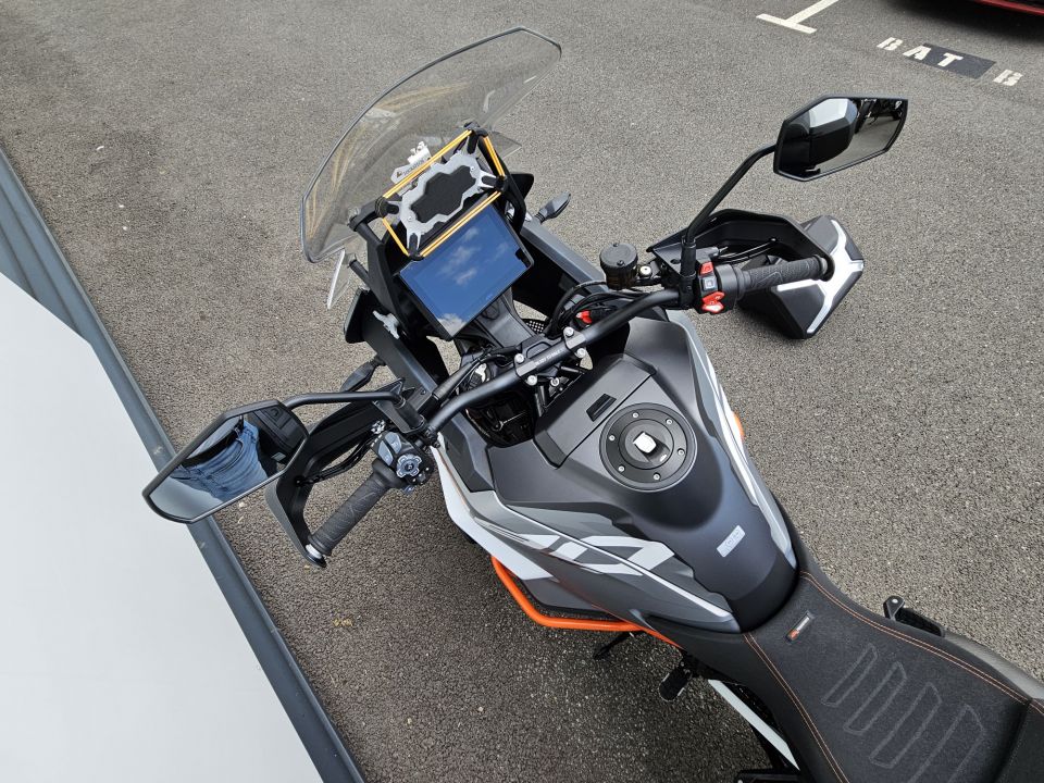 KTM 1290 SUPER ADVENTURE S 4