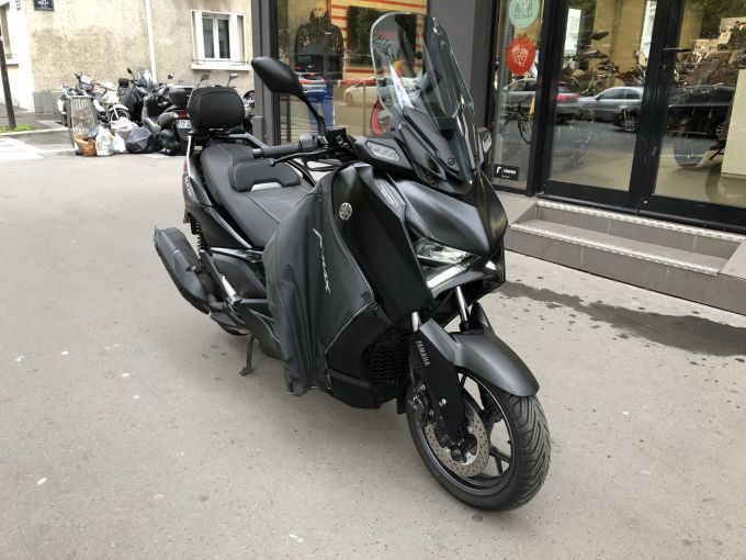 YAMAHA XMAX 125 TECH MAX 4