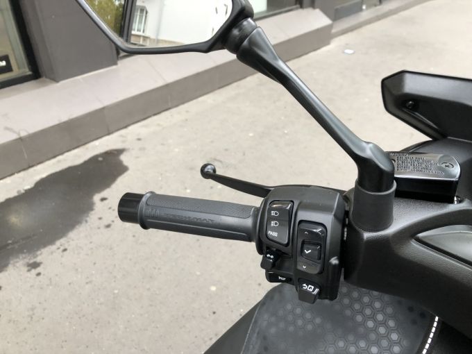 YAMAHA XMAX 125 TECH MAX 4