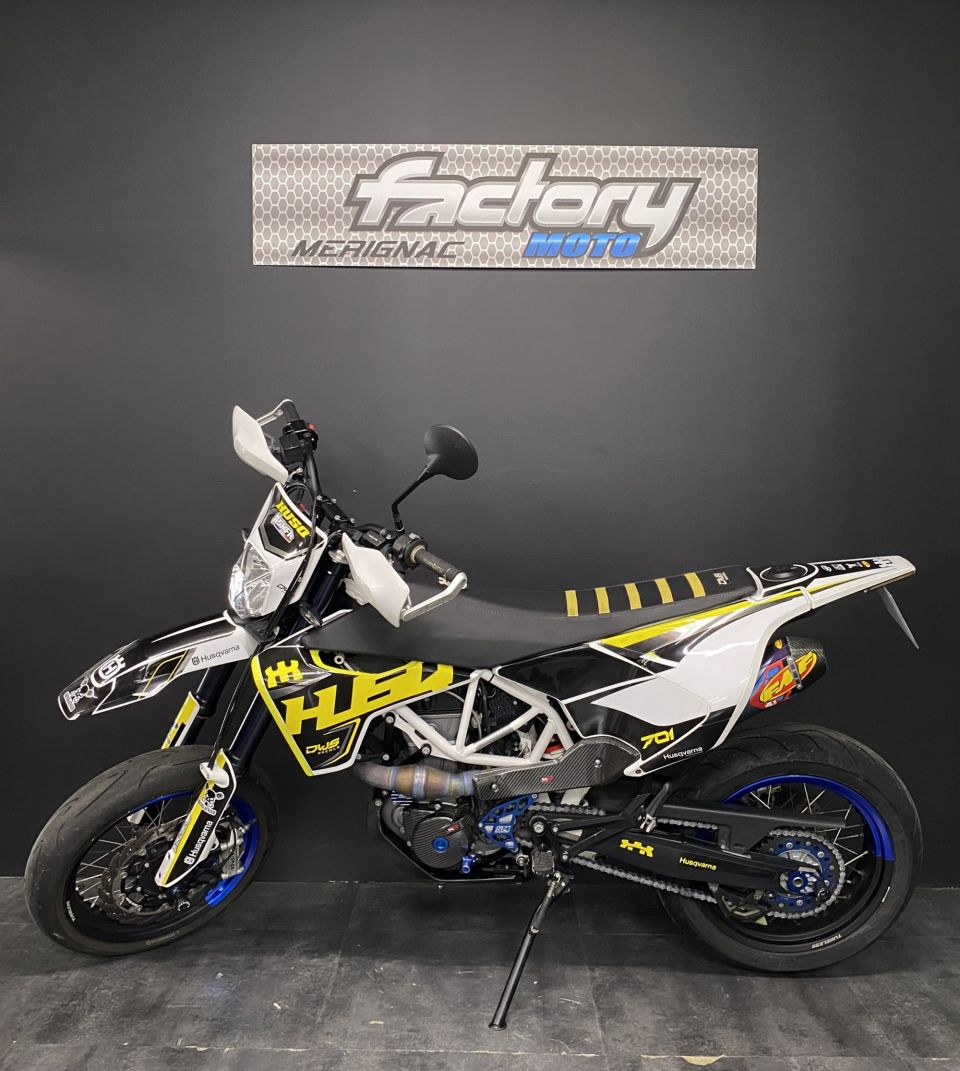 HUSQVARNA 701 SUPERMOTO 4