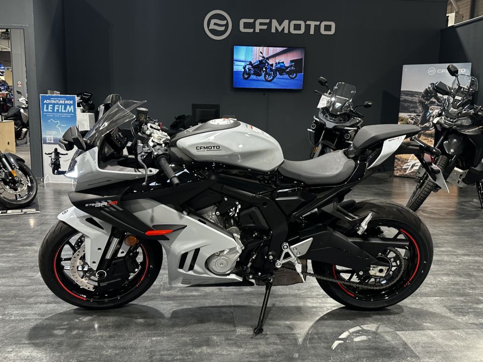 CF MOTO 675 SR-R 4