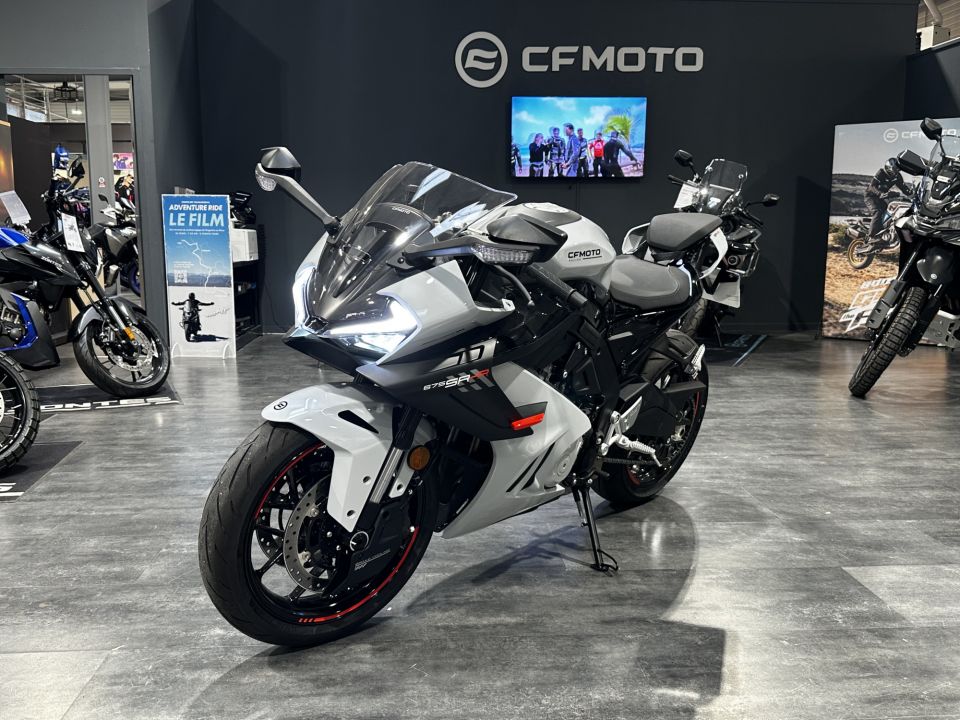 CF MOTO 675 SR-R 4