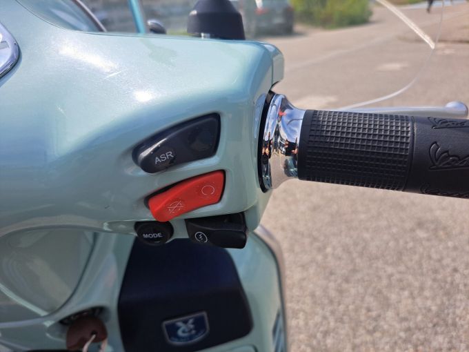 VESPA GTS 300 4