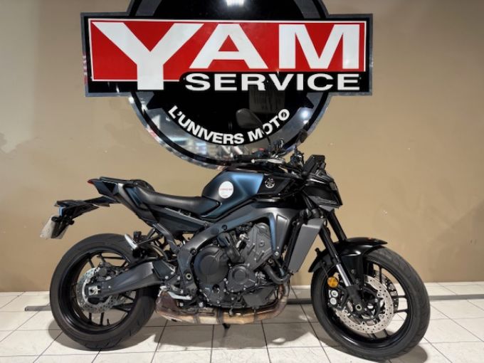 YAMAHA MT-09  Y-AMT 4