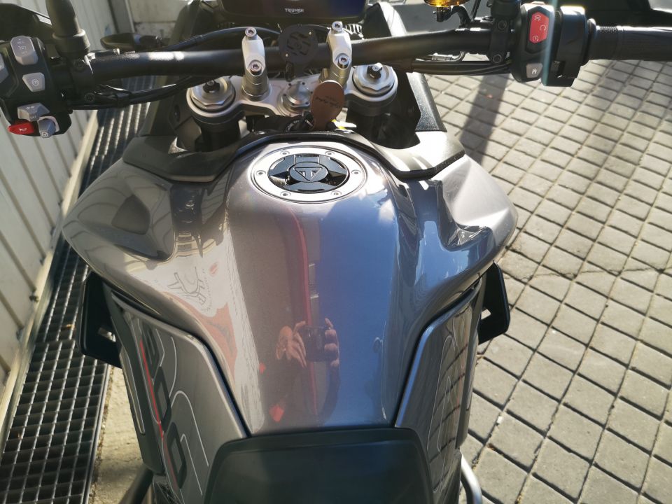 TRIUMPH Tiger 900 GT PRO 4