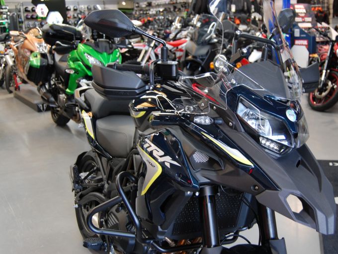 BENELLI TRK 502 4