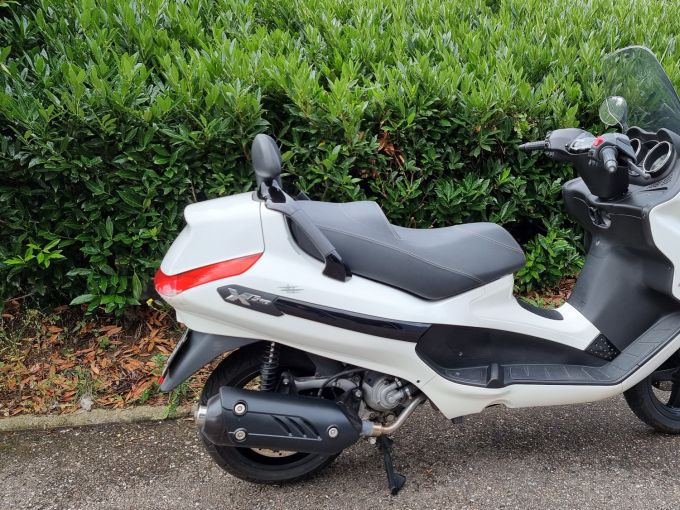 PIAGGIO XEVO 125 4
