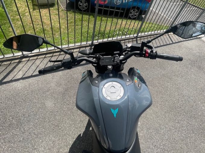 YAMAHA MT-125 ABS 4
