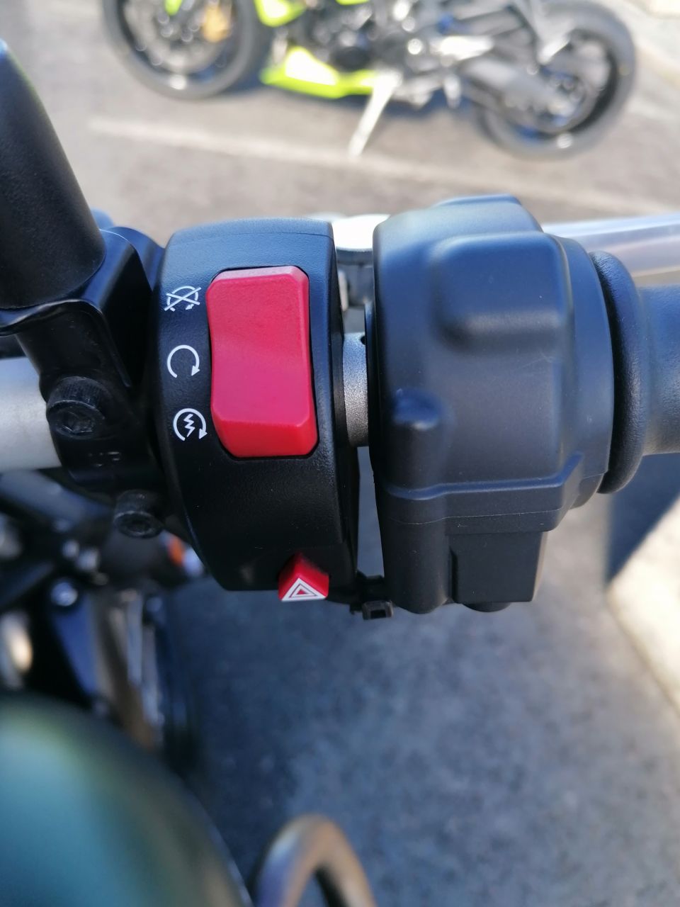 TRIUMPH SCRAMBLER 900 4