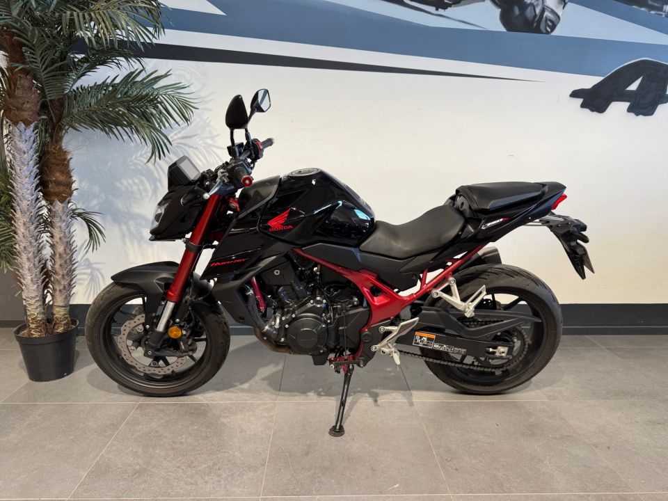 HONDA CB 750 HORNET 4