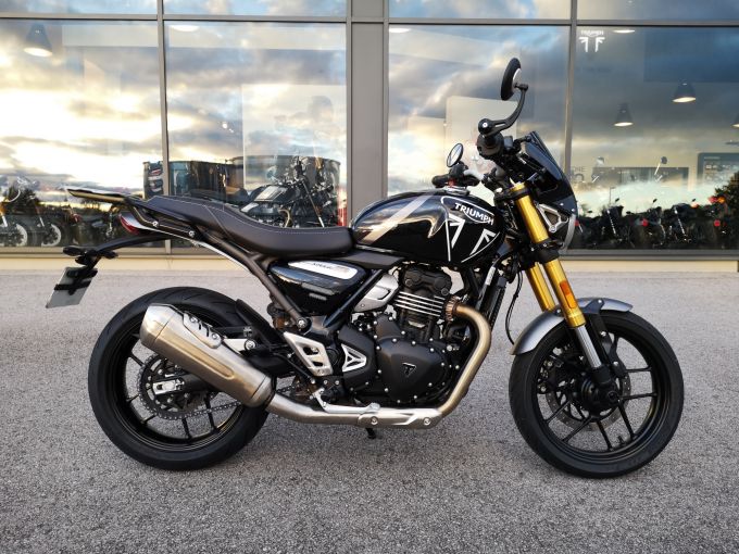 TRIUMPH SPEED 400 4