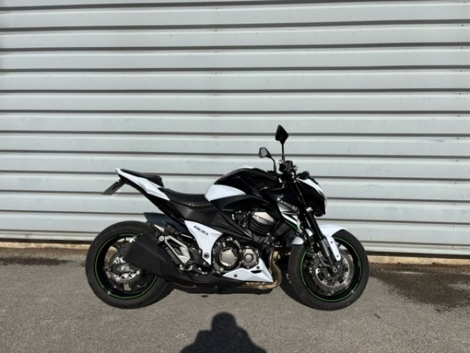 KAWASAKI Z800 4