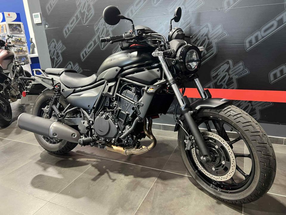 KAWASAKI ELIMINATOR 600 4