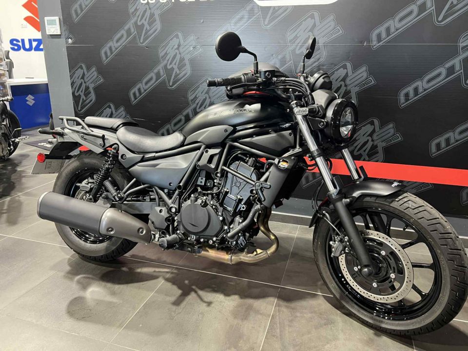 KAWASAKI ELIMINATOR 600 4