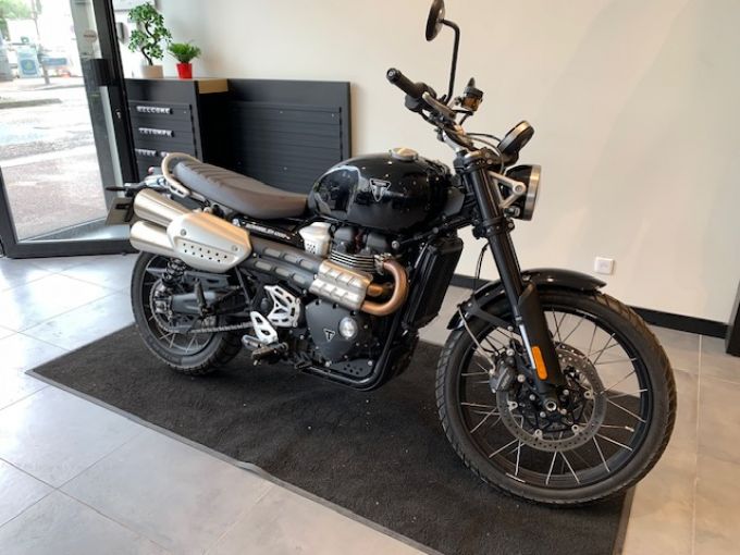 TRIUMPH SCRAMBLER 1200 XE 4