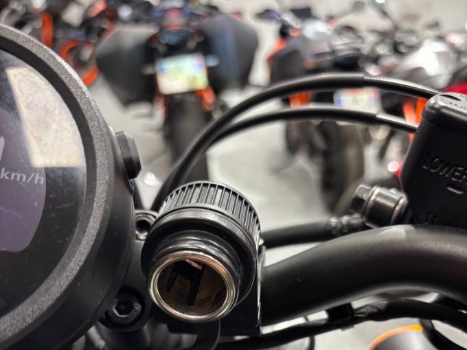 HONDA CMX 500 REBEL 4