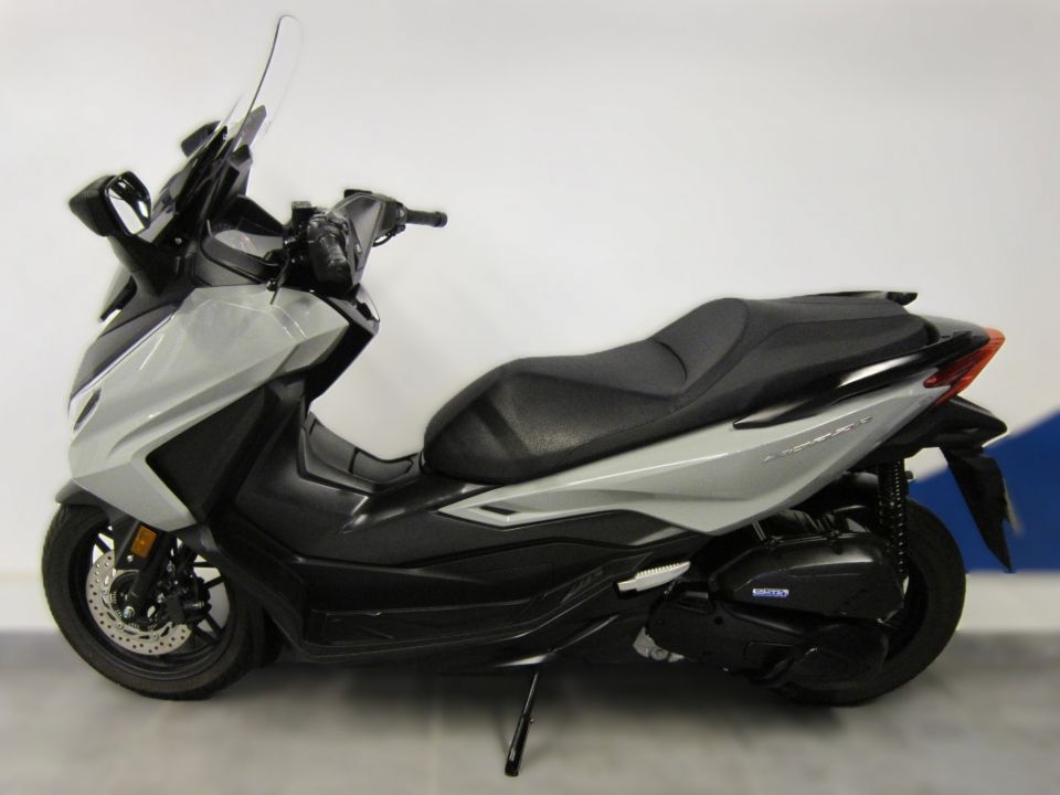 HONDA NSS FORZA  125AD 4