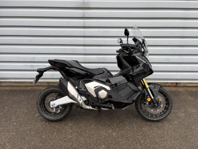HONDA X-ADV 750 4