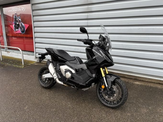 HONDA X-ADV 750 4