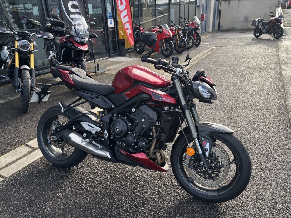 TRIUMPH STREET TRIPLE 765 RS 4