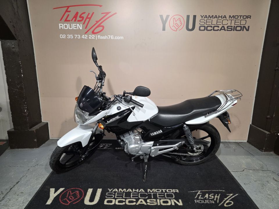 YAMAHA YBR 125 4