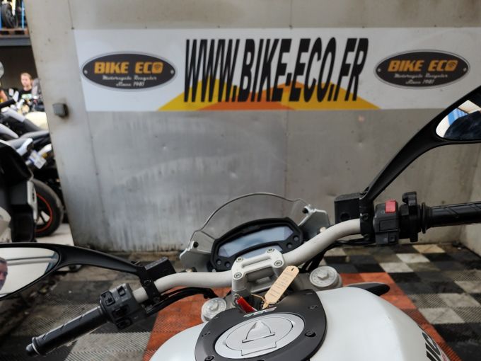 DUCATI 796 MONSTER 4