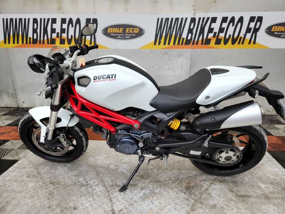 DUCATI 796 MONSTER 4
