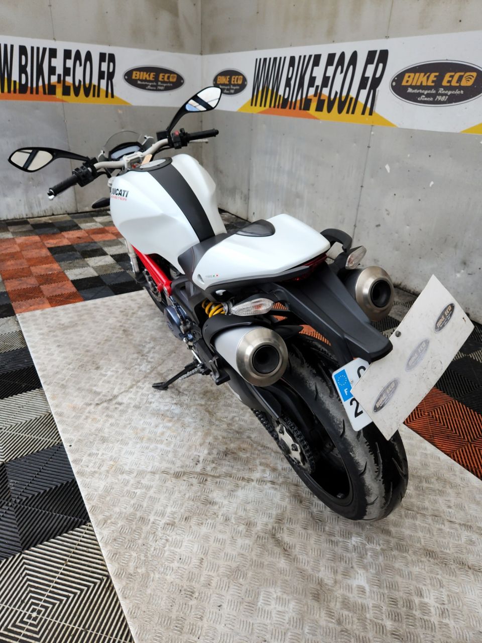 DUCATI 796 MONSTER 4