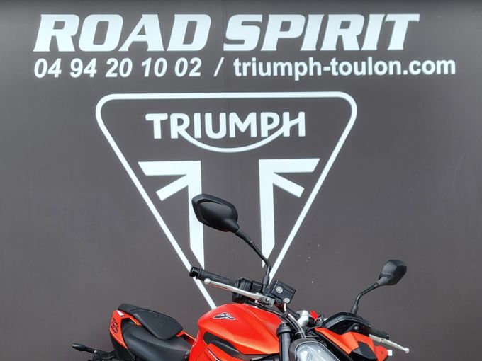 TRIUMPH STREET TRIPLE 765 R A2 4