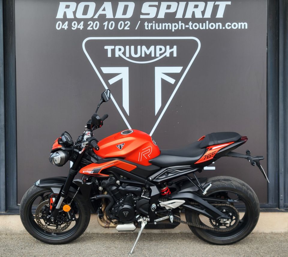 TRIUMPH STREET TRIPLE 765 R A2 4
