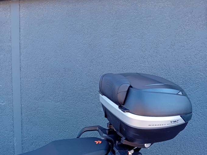 KTM 890 ADVENTURE R 4