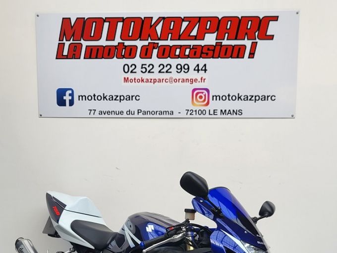 SUZUKI GSX-R 750 4