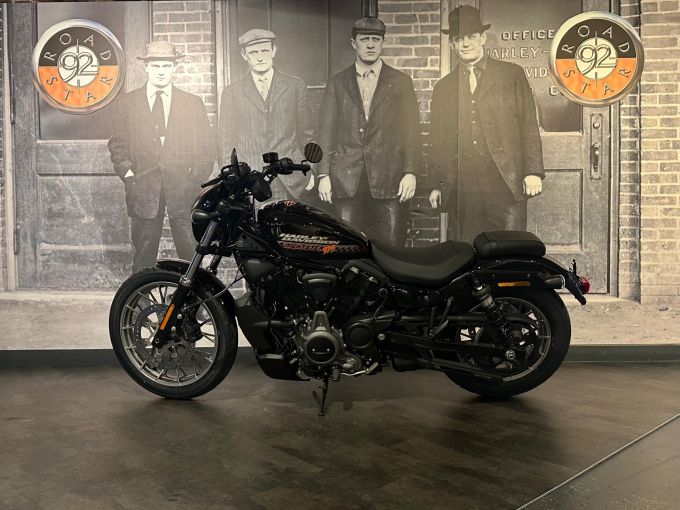 HARLEY-DAVIDSON SPORTSTER NIGHTSTER 975 SPECIAL 4