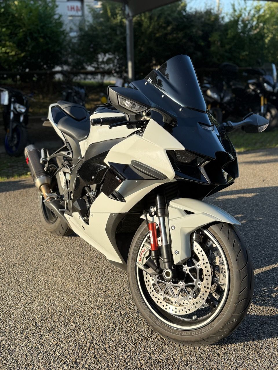 KAWASAKI ZX-10R 4