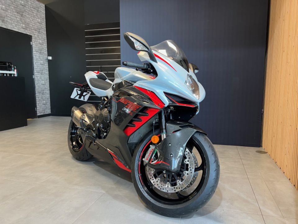 MV AGUSTA F3 800 4
