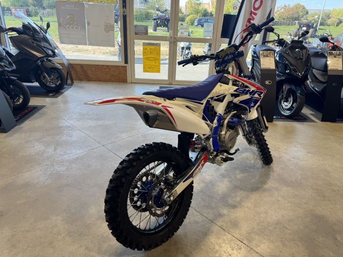 BHR 300 4