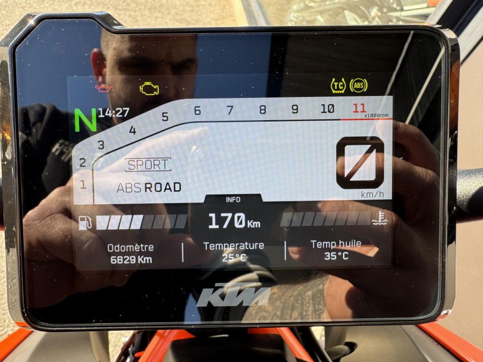 KTM 1290 SUPER DUKE R 4