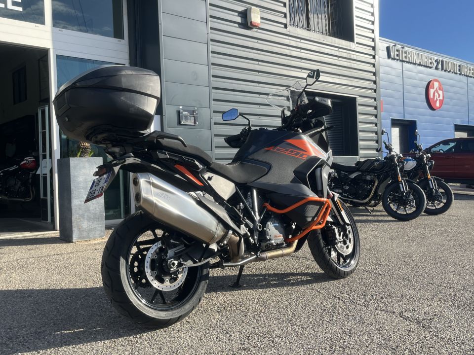 KTM 1290 SUPER ADVENTURE S 4