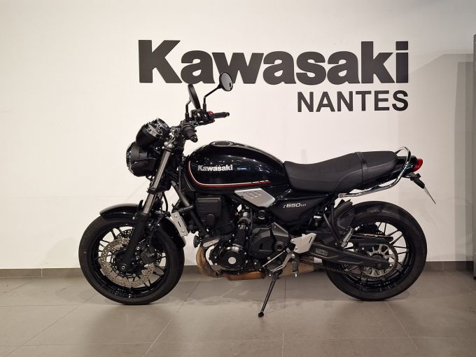 KAWASAKI Z 650 RS 4