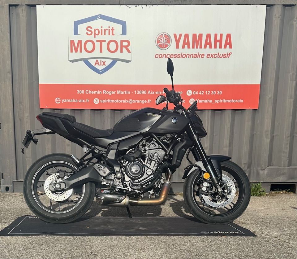 YAMAHA MT-07 Y-AMT 4